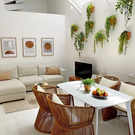 Atico Con Terraza En La Goleta Apartment Malaga Exterior photo