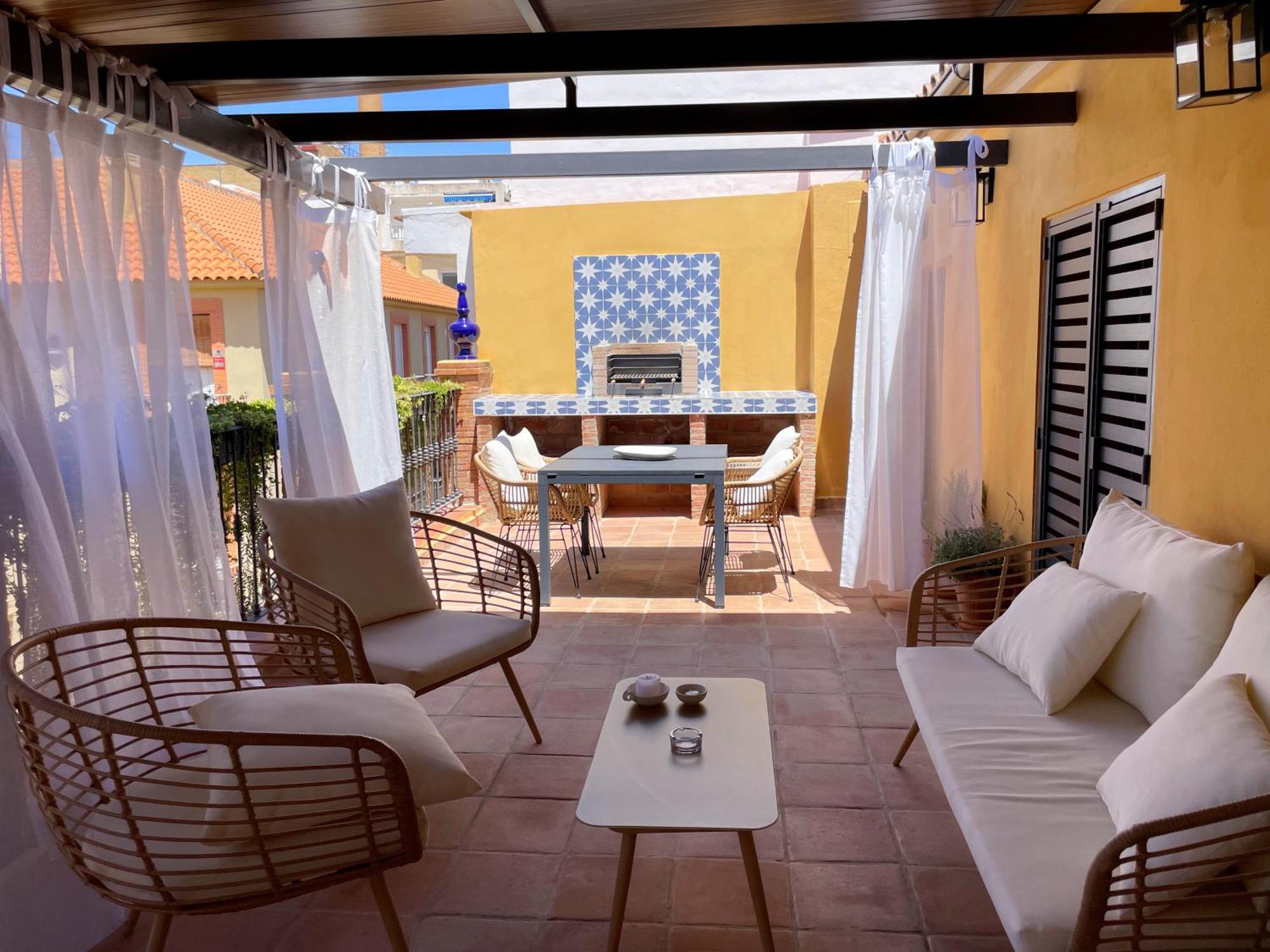 Appartamento Atico Con Terraza En La Goleta Málaga